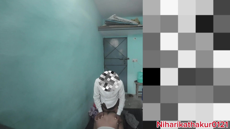 Niharika Thakur: Ev sahibi misafirle sikişiyor - amına boşalma