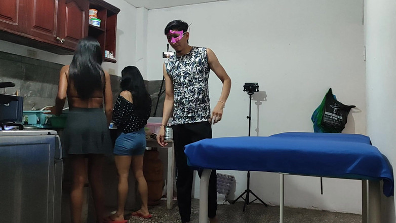 NEGRITA SEXY: Jiran nakal bercumbu dengan kawan baru yang dia temui di...