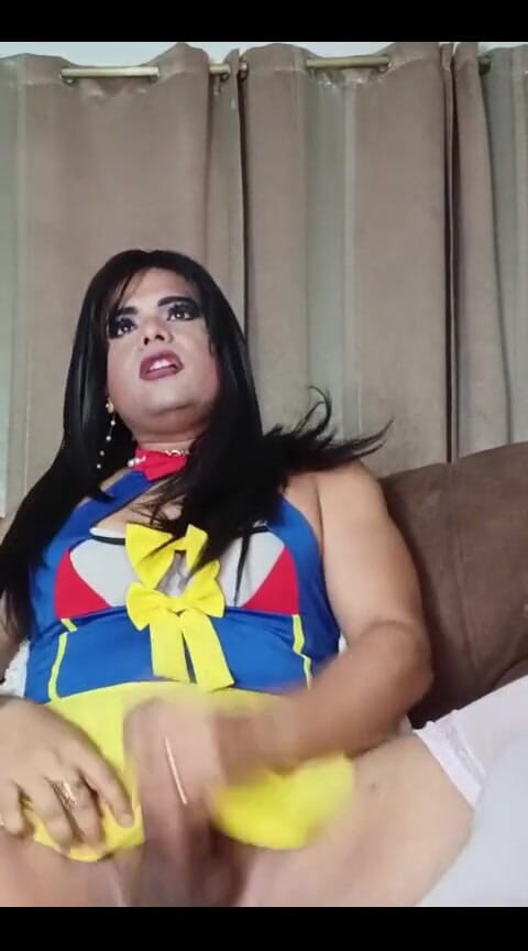 TSquennAna: Prueba mi leche.