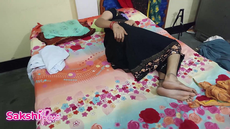 sakshi_raniii: Indiana Puja Didi meia-irmã em meu quarto, ela nua sua...