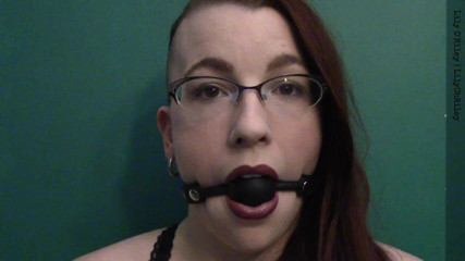 Lily O'Riley: Ballgag divagante
