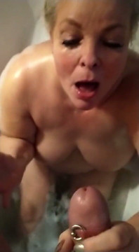 cheio na minha boca engolindo