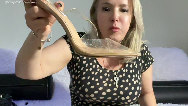 Imperatriz MBella sadic: A Lot of Saliva From Empressbellasadic
