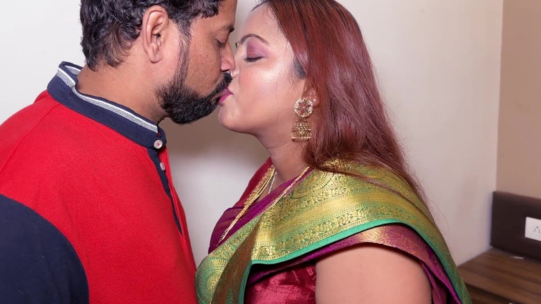 BoldkaAdda: Bhabi Did Sex with Ac Repair Person in Exchage for...