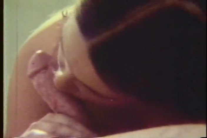 Vintage megastore: Lesbo ditalino di poppin (film completo)