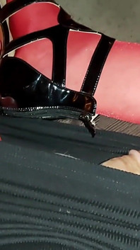 Amanti in lingerie - massaggio ai piedi fino ai preliminari sega con i piedi