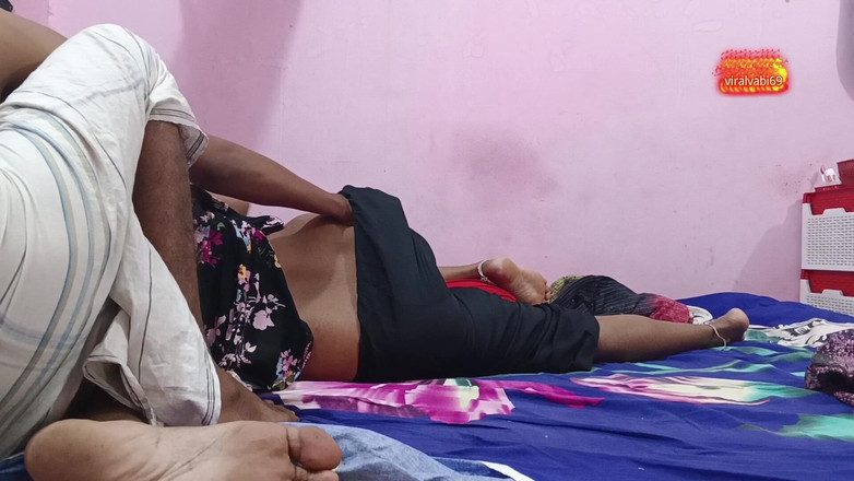 deshivairalvabi: Eu acalmei minha cunhada. Minha cunhada estava se mexendo com...