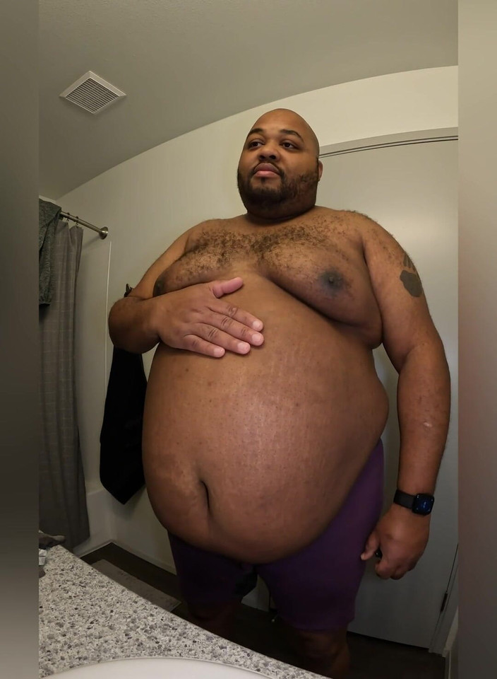 Blkhole420: विशेष पादना फ्राइडे शेव और मुद्रास्फीति अनुरोध वीडियो के साथ अतिरिक्त पादना और अंत में एक अच्छा भार