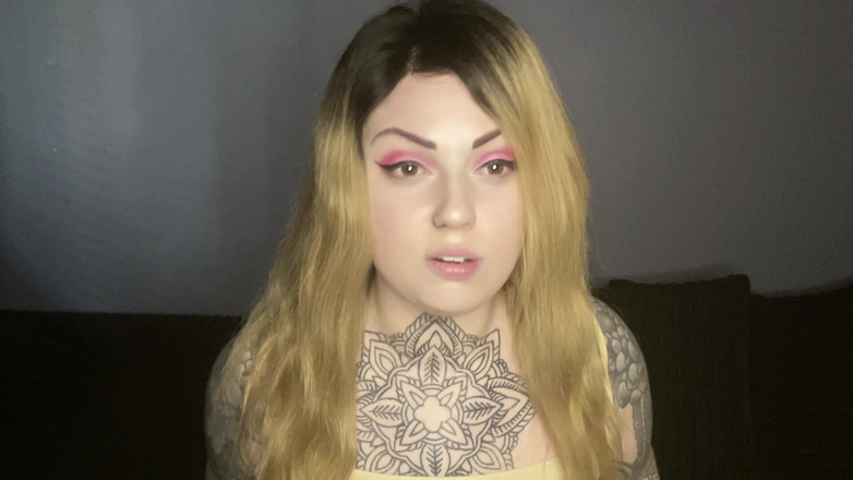 Miss Valentina: Bătăușul îți ia banii de prânz