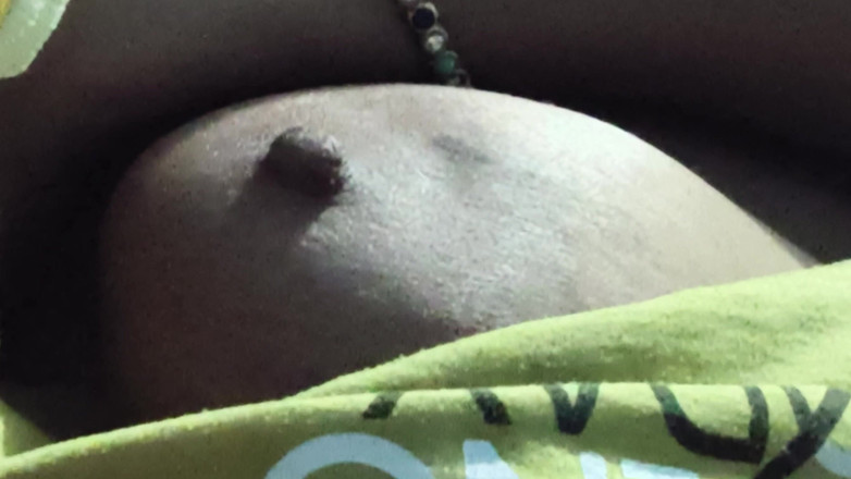 Ritu Bhabhi: 義理の妹の胸を見たばかりで、すごく素敵です!