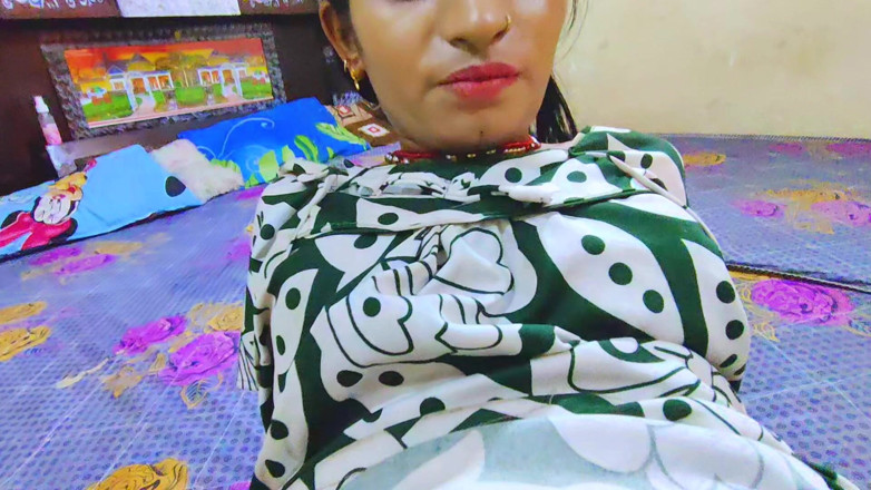 BadAim6: Indian Stepmom Shared Single Bed and Made Stepson Happy Full...