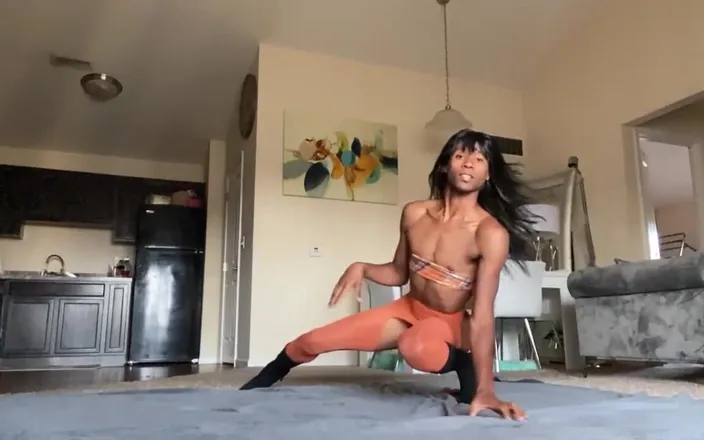 Karma Rainbow Smith D: Diva on - Karma D