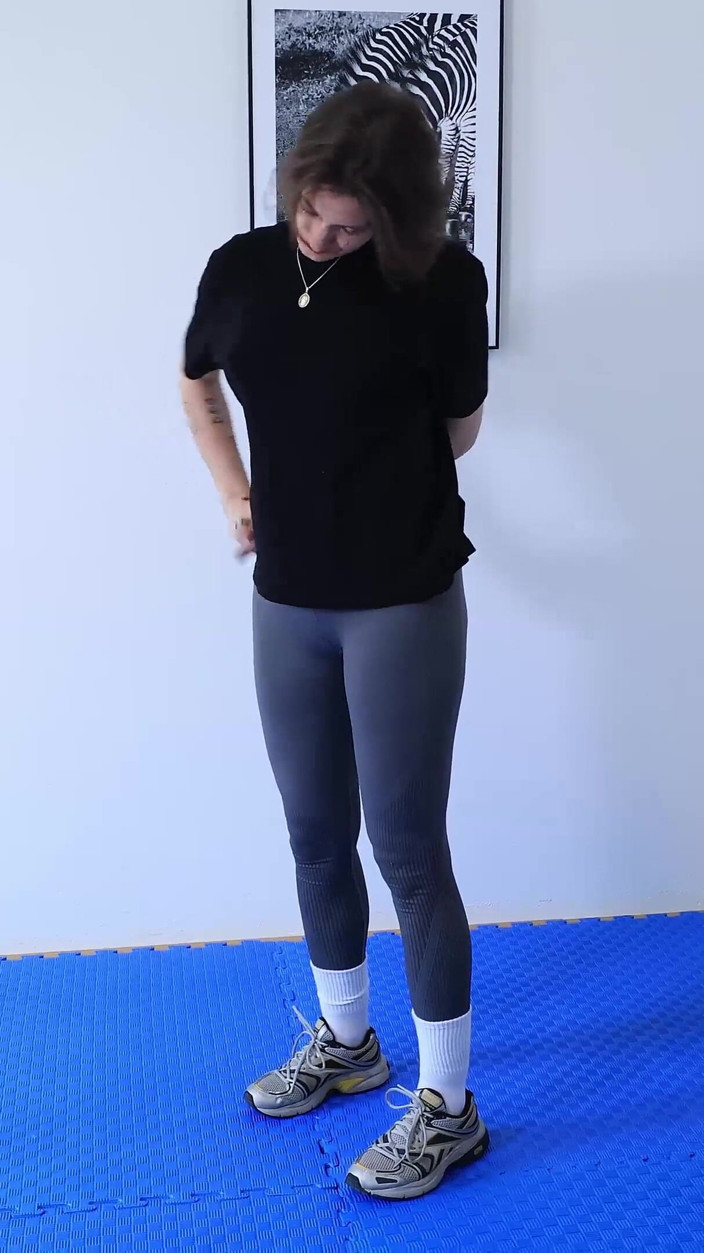 Czech Soles - foot fetish content: White Socks Goddess in the Gym
