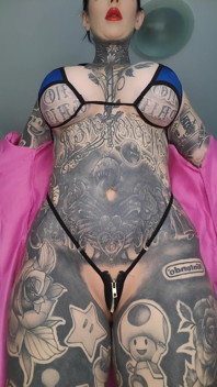 Rate Stepmommy's Sexy Outfit