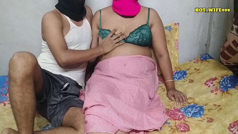 Hot_wife999: Vợ chồng làng chơi Ấn Độ đầy lãng mạn