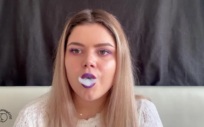 Your fantasy studio: Smoking Fetish with Nice Makeup and Smoke Rings