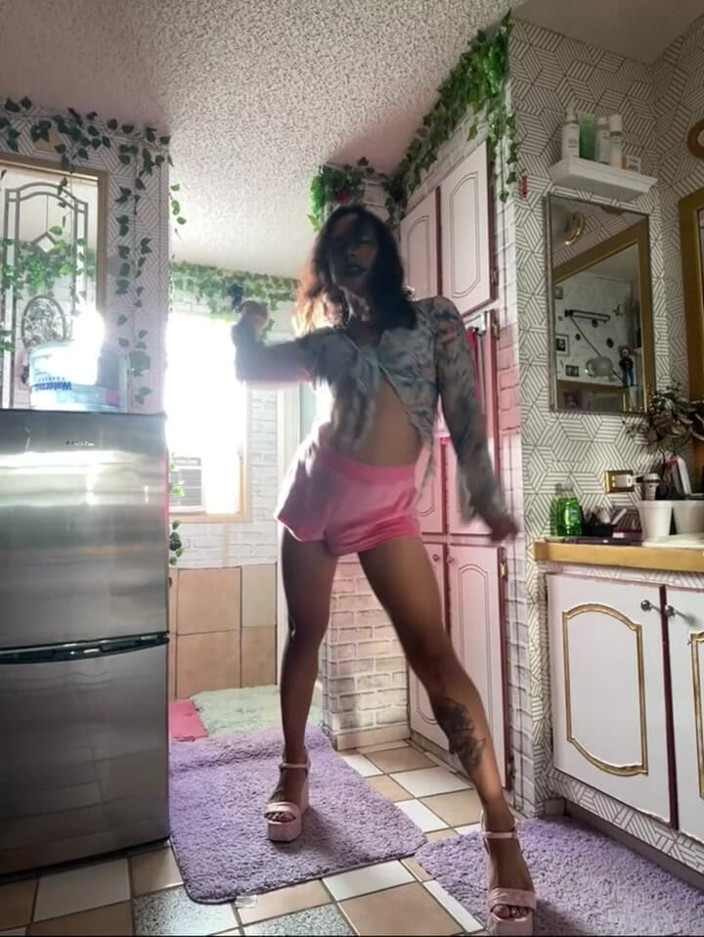 TSJade95: Call Mehhh Lol Dance