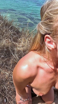 Perfect Ass Always Ready for Anal with Creampie While Hiking POV 4K Jessijek