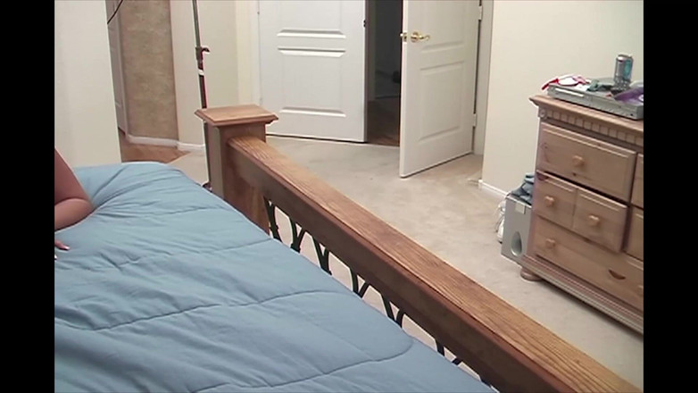 Dirty Lesbian: 쓰리섬: 새 이웃이 레즈비언들에게 유혹당함 - 자신을 방어하지 못함