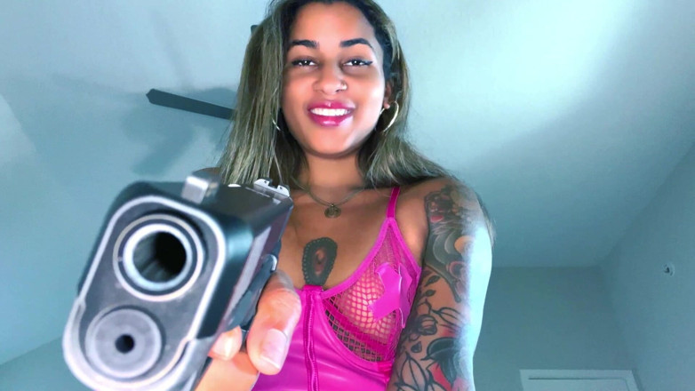 Mya Mula Goddess: Стриптизершу