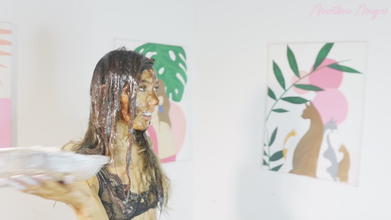 MartinaMagni: Slime Pie Cake Chocolate ile sunucu olarak aşağılandım