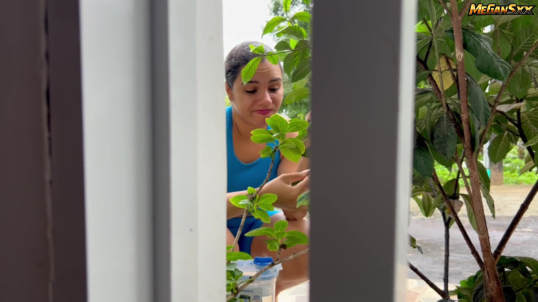 MadJouleXxx: My Neighbor Is Seeing My Flowers.