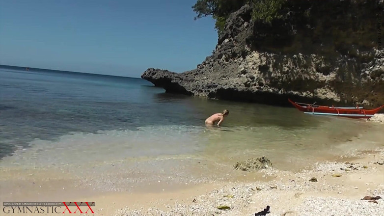 Gymnastic: Aproveite comigo um ótimo vídeo das minhas últimas férias bem na praia...