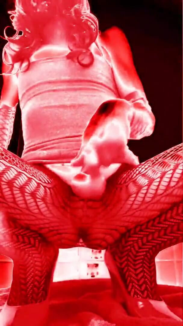 Lizzaali: 나는 아직 춥지 않지만 곧 워밍업이 필요합니다.