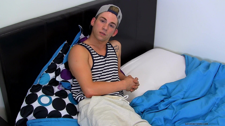 Lollipop Twinks: Sexy Liam ile röportaj