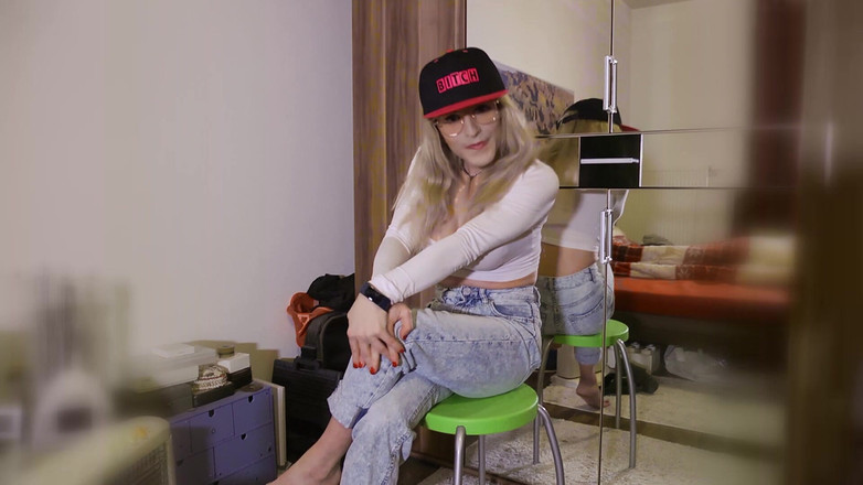 TV_Helena: Gabbia perdente, rimani rinchiuso - mentre mi masturbo! Tedesca tedesca