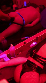 Crazy Deep Anal Fisting by Amsterdam Hooker