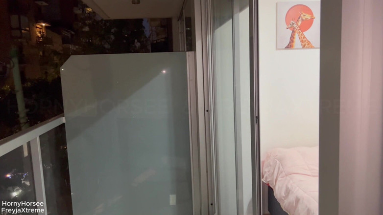 Argentina interracial: Petite Cum Polykání &amp; Drsný anální milenec Asshole Split od BBC