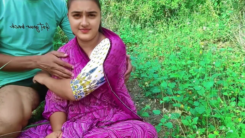 Fuckkkker: Bhabhi Sonia Pergi ke Hutan Dengan Abang TiriNya Untuk Meraba-Raba...