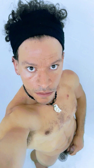 Borilasu: Borila chčije na sebe