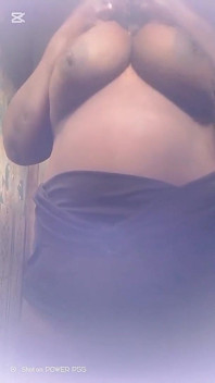 My Stepmom Display Her Boobs to Me While I Watch