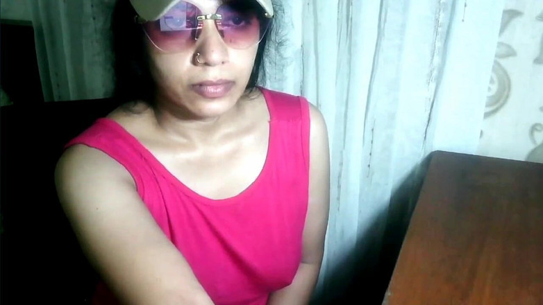 Arabicqueen: Une beauté rose s’enfile un bébé en feu devant des...