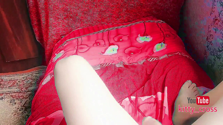 Kitty_Cross: Zelf palpaten grote kont shemale in een zeer hete stijl...