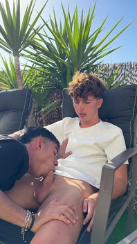 Bailey beschließt, mit einem anderen kerz zu kommen