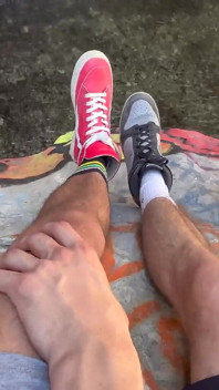 Un Papa Gay Taté Baise Un Twink En Public, Randonnée, Cascade, Baise, Surprise Hardcore, Anal, Grosse Éjaculation Non Coupée