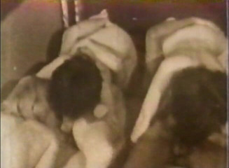 Alfacontent: Vintage sluts sharing dick in reverse gangbang action