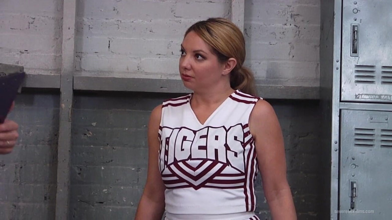 Severe Sex Films: Puszczalska cheerleaderka