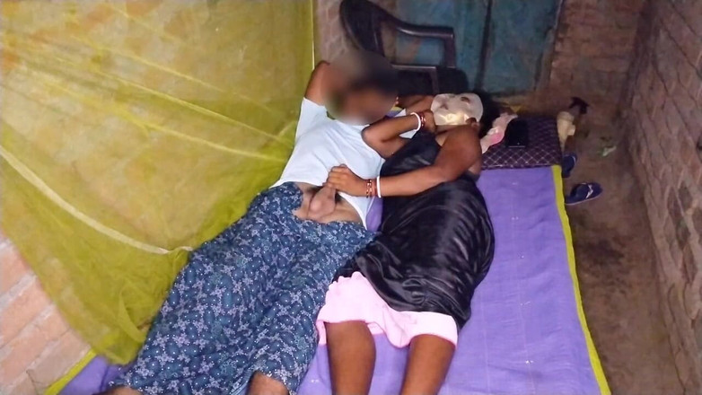 Pumi: Suami isteri desi berkongkek dalam waktu malam