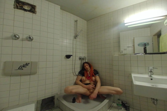 Perception of Depth - Jasmine_Dlight but VR: Jasmine_dlight - Deep Double Dildo in the Shower Vr180