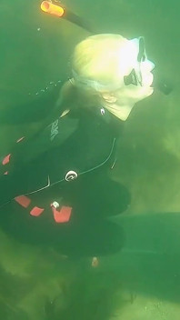 Eau ouverte, ultra-longues palmes, combinaison de plongée et équipement de plongée avec tuba