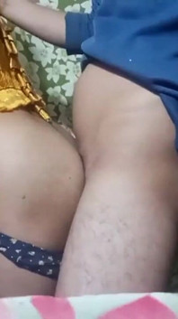 Kakak ipar india asal bengali ki chudayi karate huyeee patti