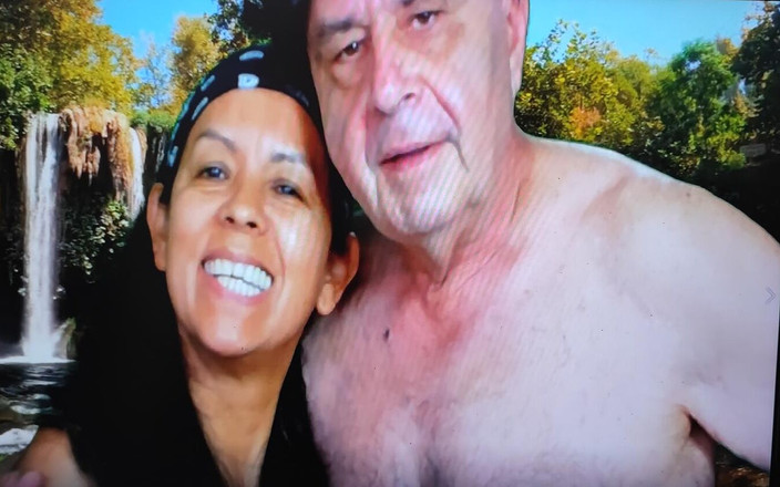 ADAMANDEVE: Masaje en la naturaleza tropical con Adamandeve y Lupo