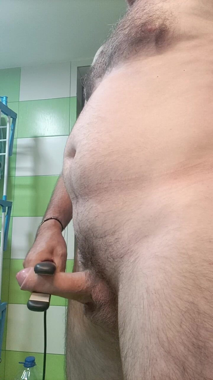 Largedick: Vždy nadržený a dychtivý po penisu