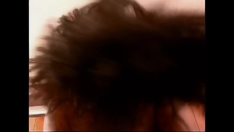 The Hunter Collection: Grote zwarte dame rijdt op een grote witte lul