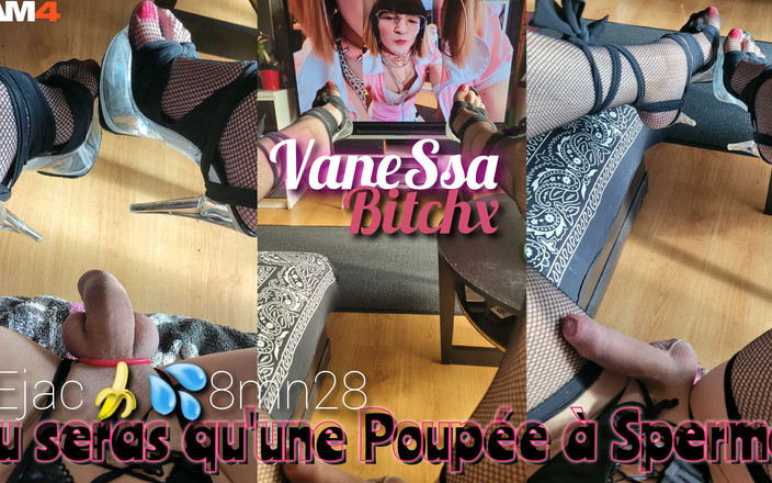 VaneSsa BiTCHx: C4 Fishnet Body vei fi o păpușă spermă. Ejaculare solo
