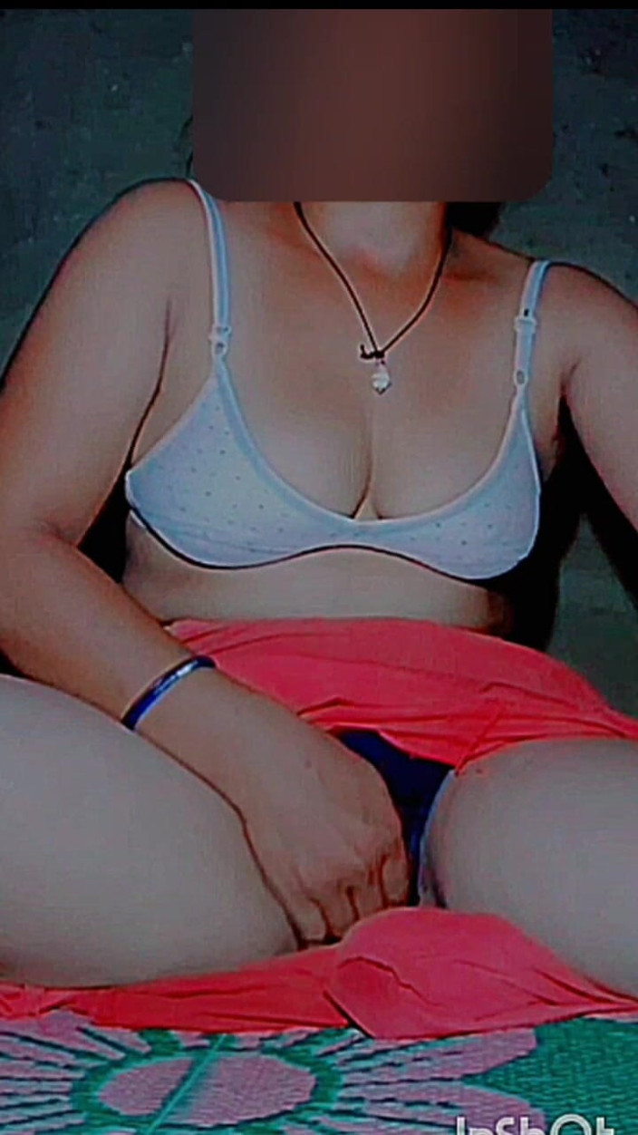 TricolorMusic3: This Girl Sees Her Best Friend Kissing Her Lover in...